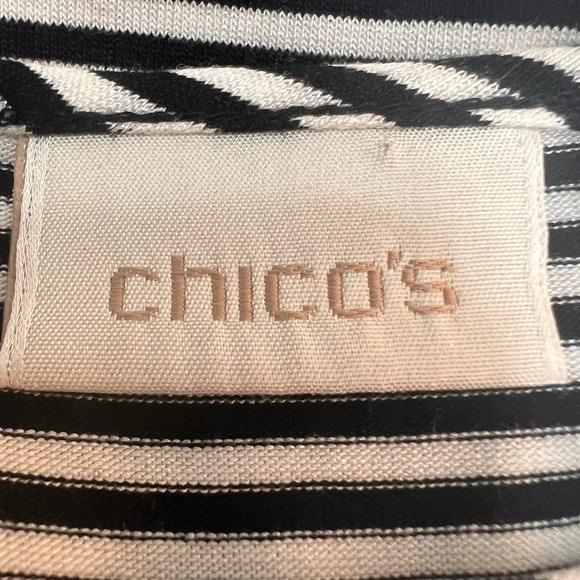 Chico’s Black and White Blocked Striped ‘Antonia’ Tee Shirt. Size 2. NWT. - Picture 2 of 8